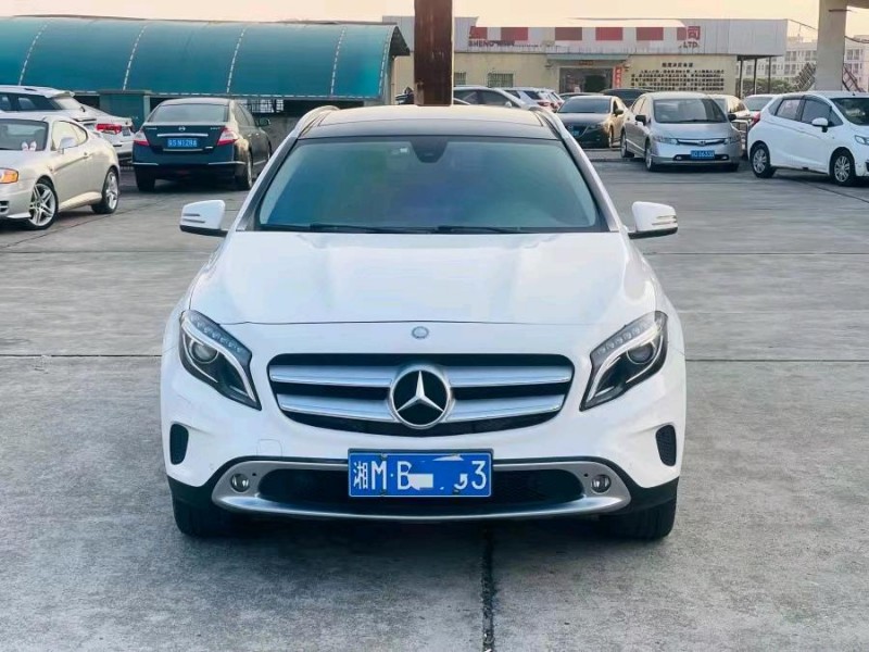 东莞16年奔驰GLA1