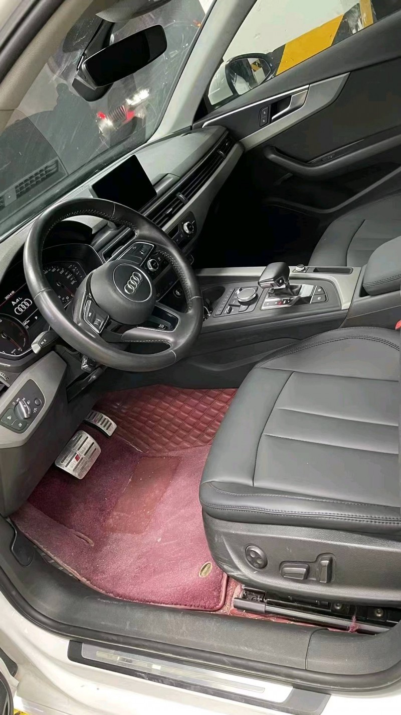 成都18年奥迪A4L5