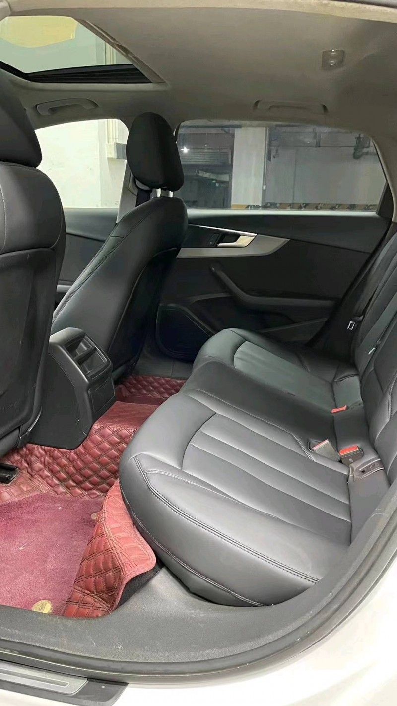 成都18年奥迪A4L6