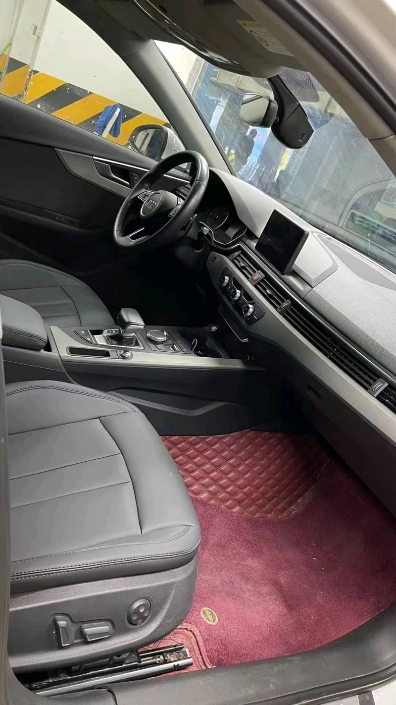 成都18年奥迪A4L8