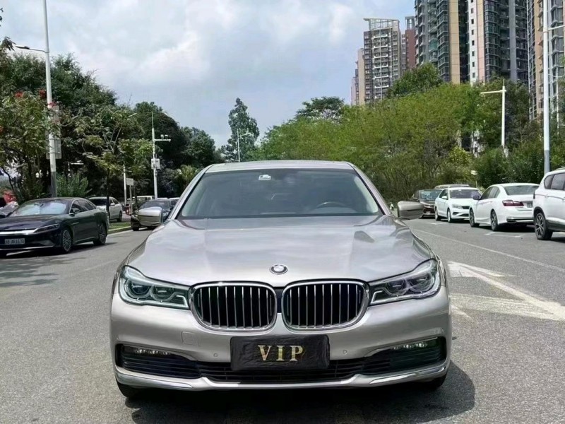 深圳17年宝马7系1