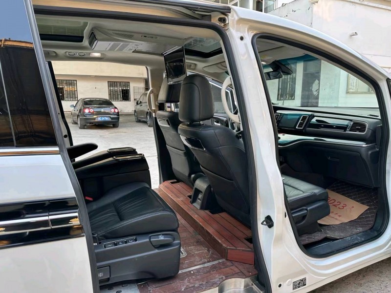 徐州20年本田艾力绅7