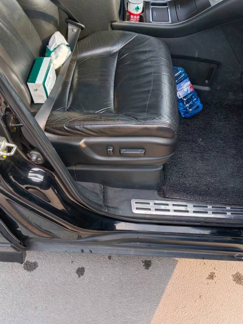 菏泽13年本田艾力绅3