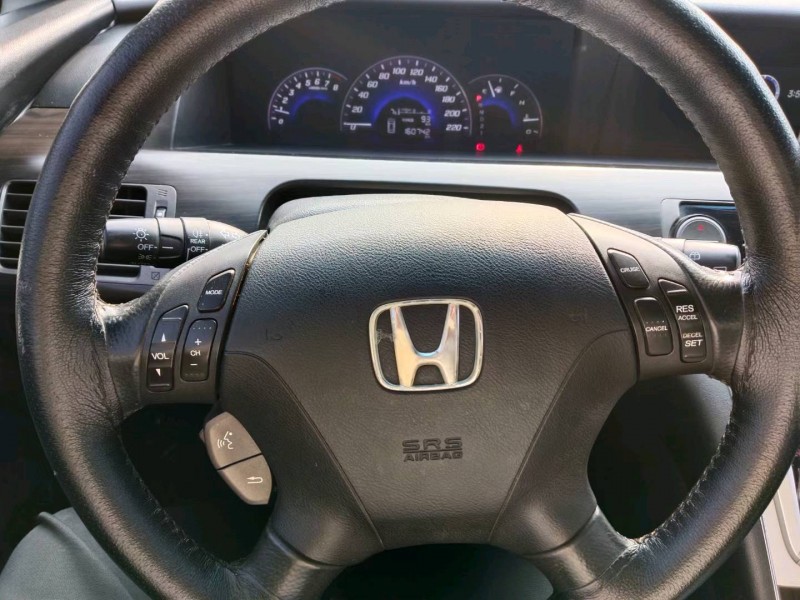 菏泽13年本田艾力绅5