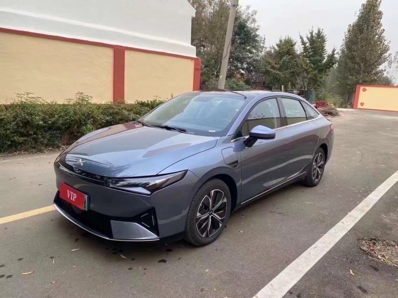 青島23年小鵬汽車P52