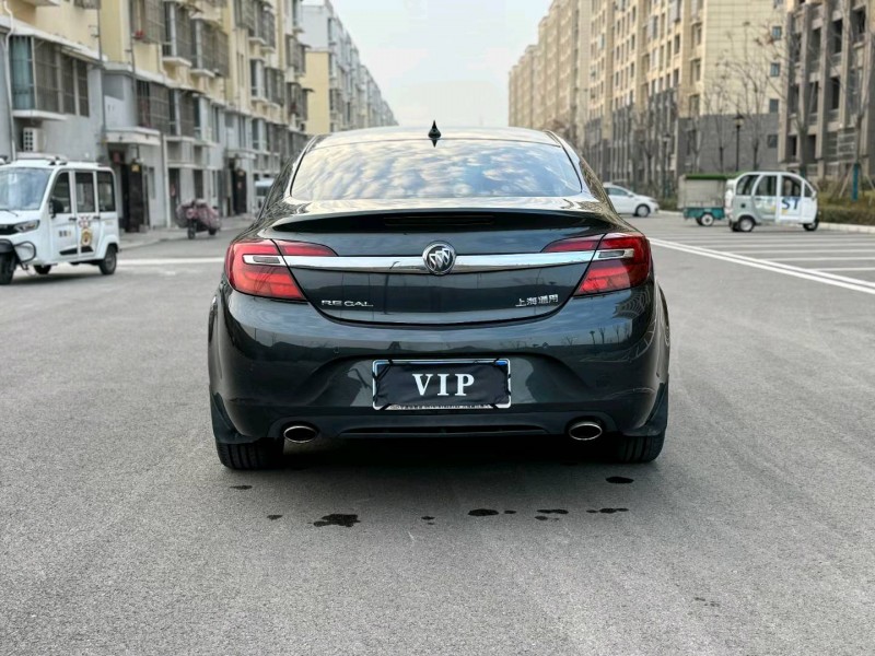 徐州15年别克君威9