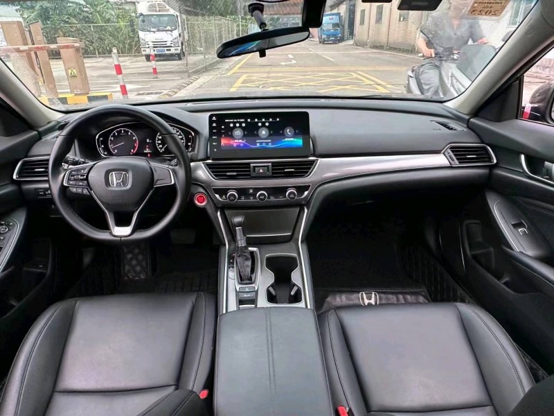 广州21年本田雅阁6