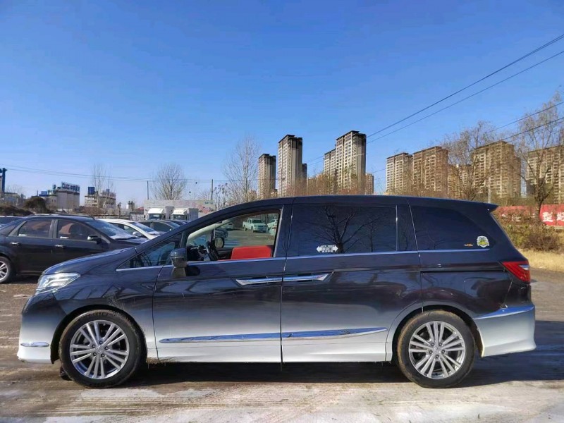 淄博18年本田艾力绅3