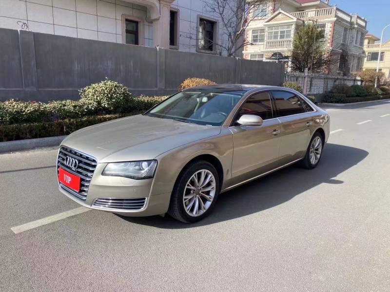 青岛12年奥迪A8L2