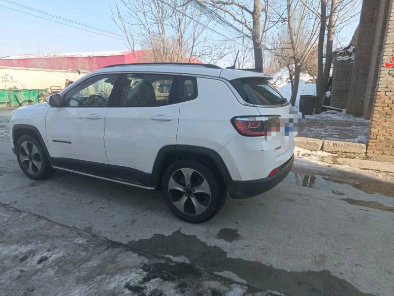 保定17年Jeep指南者4