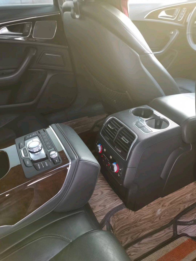 保定12年奥迪A6L7