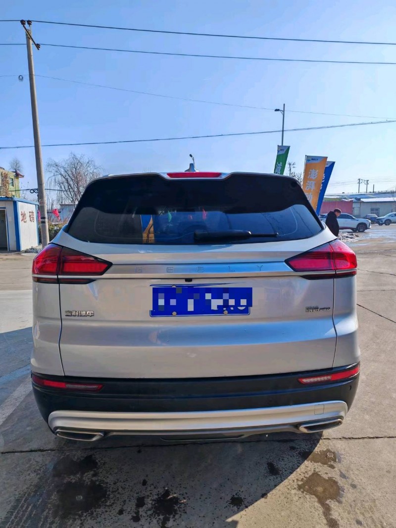 保定21年吉利博越9