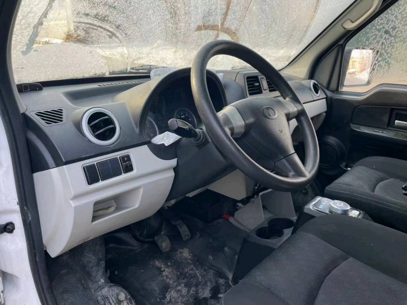 保定22年瑞驰EC35新能源8