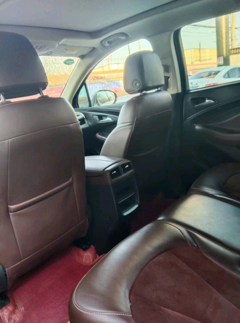 保定15年别克昂科威4