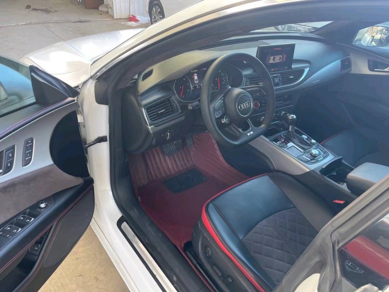 保定12年奥迪A7L8