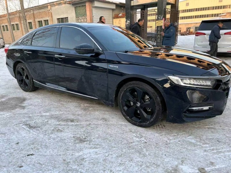 保定21年本田雅阁2