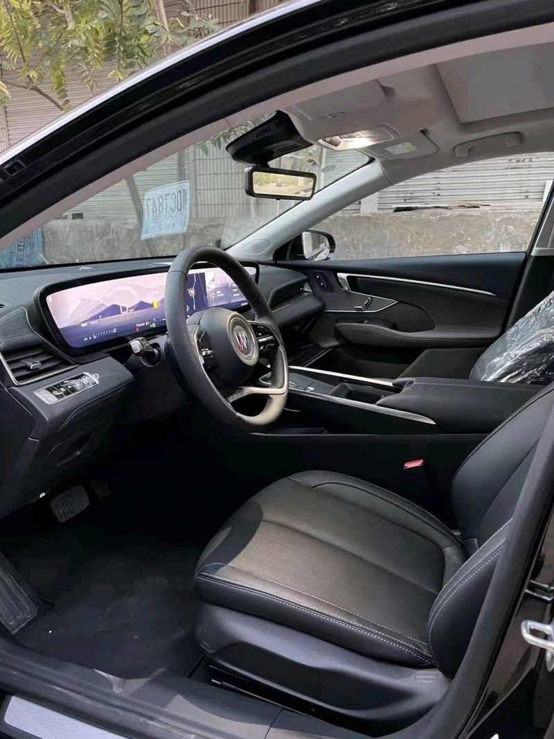 邯郸23年别克君越4