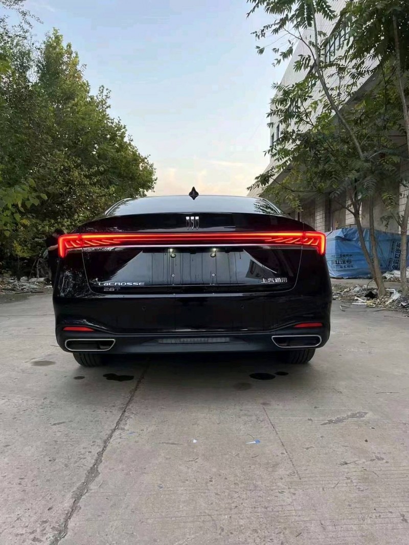 邯郸23年别克君越8