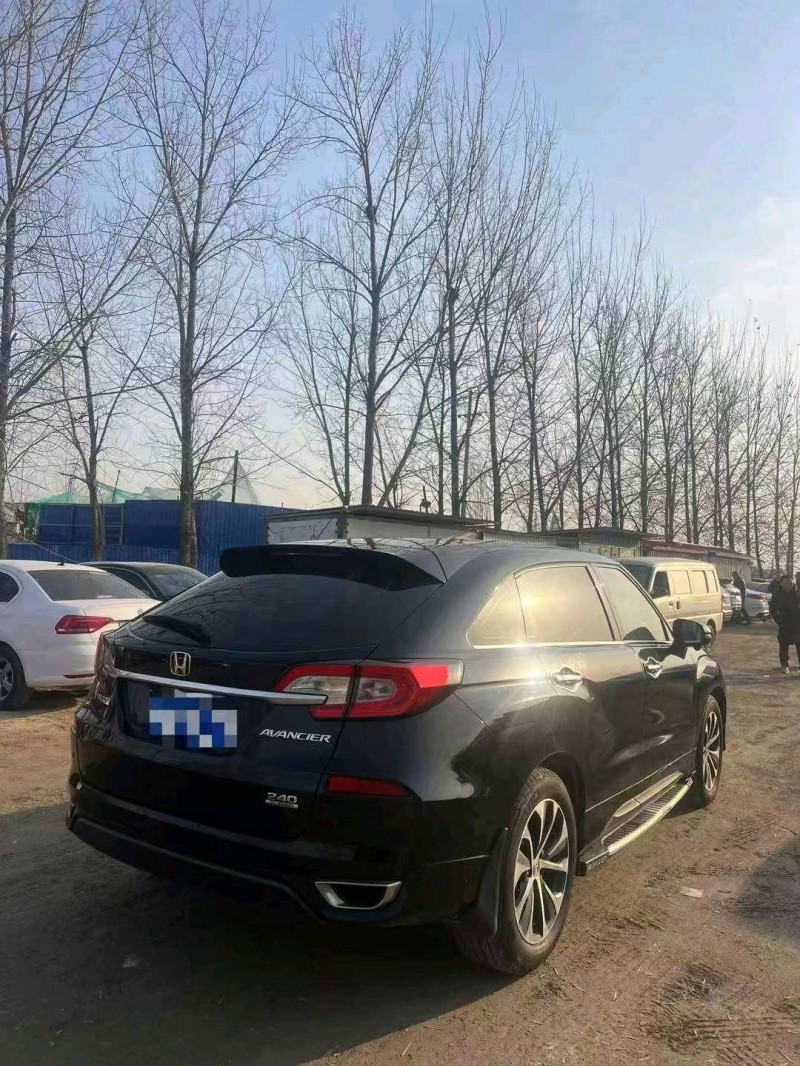 苏州17年本田冠道3