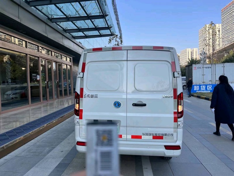 武汉23年东风御风5