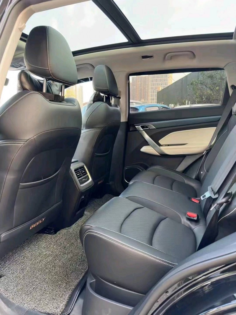 佛山22年吉利博越8