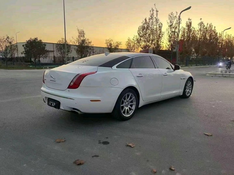 枣庄14年捷豹XJL4