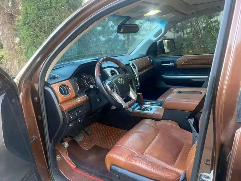 邯郸15年丰田坦途6