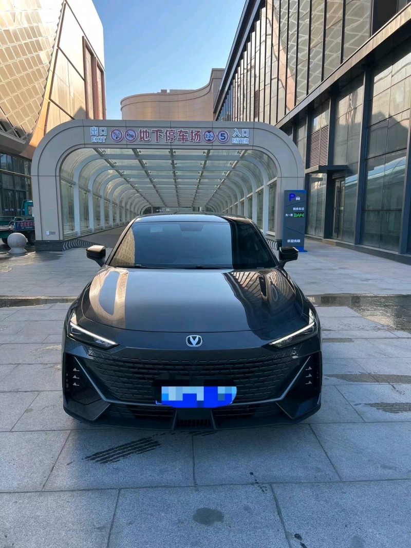 东营23年长安汽车UNI-V1