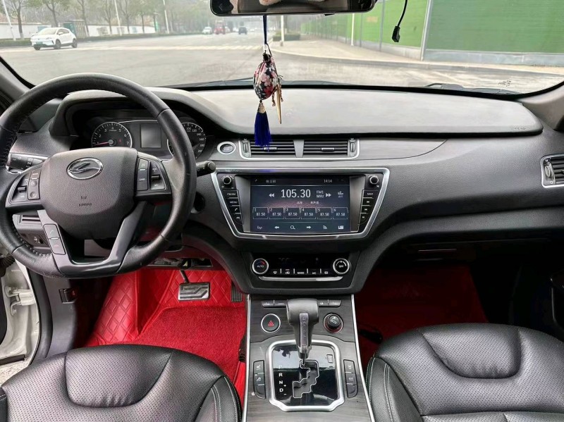 武汉16年陆风X77