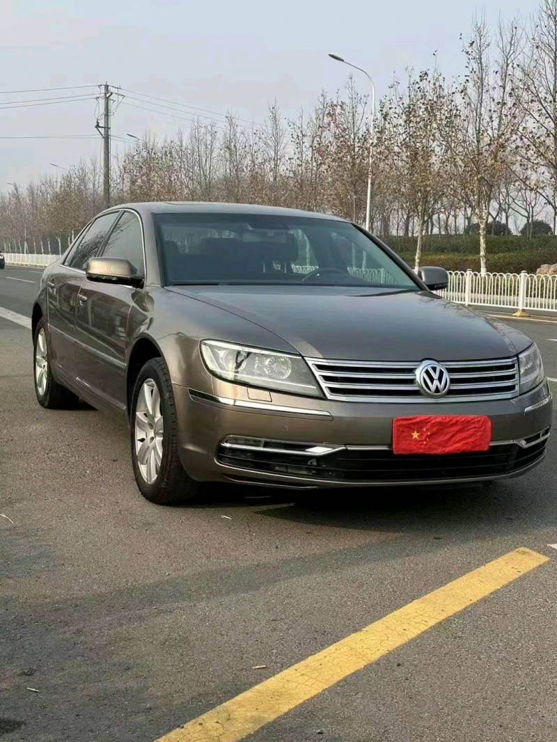 枣庄13年大众辉腾2