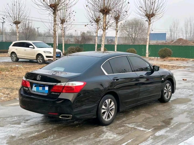 东营15年本田雅阁9