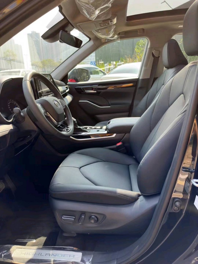 佛山23年丰田汉兰达4