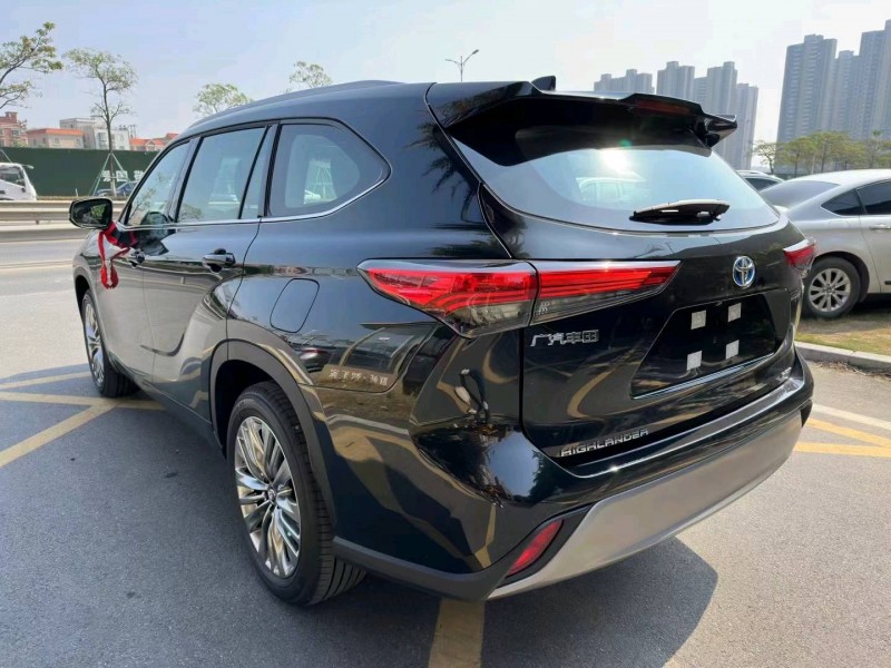 佛山23年丰田汉兰达6