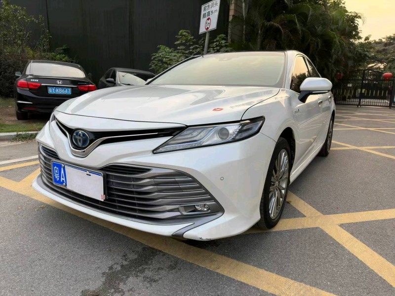 佛山19年丰田凯美瑞2