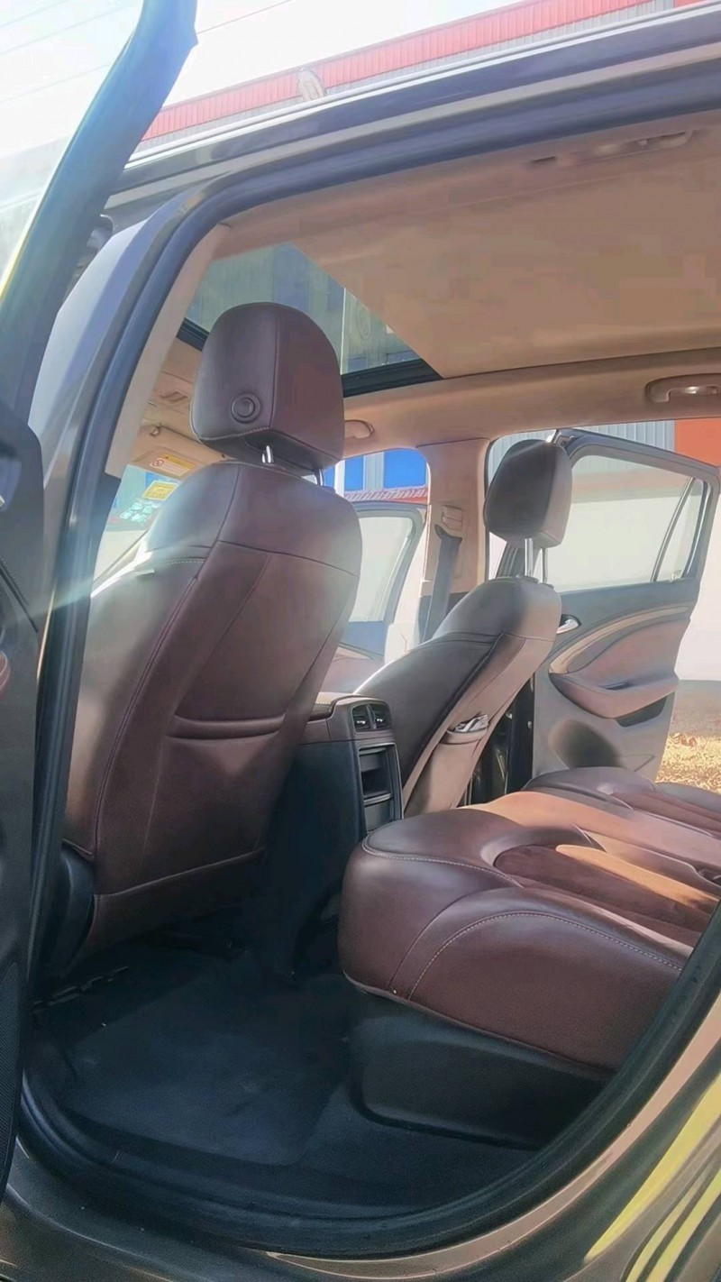 徐州17年别克昂科威7