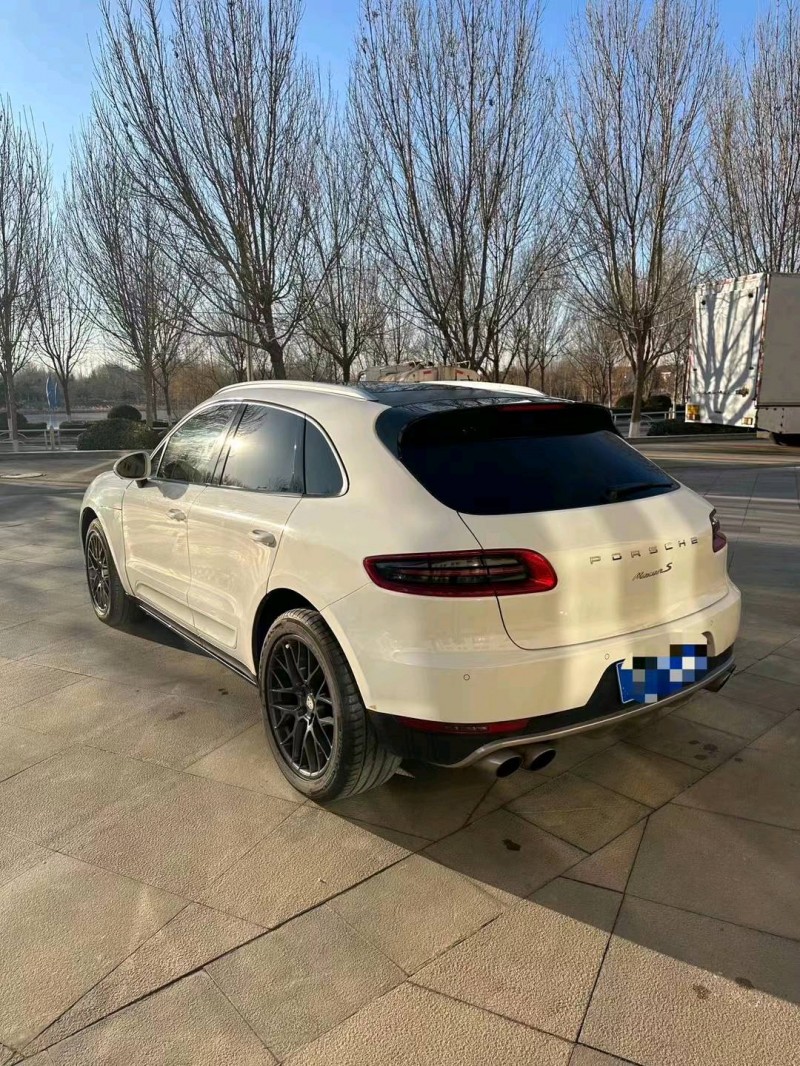 枣庄18年保时捷Macan6