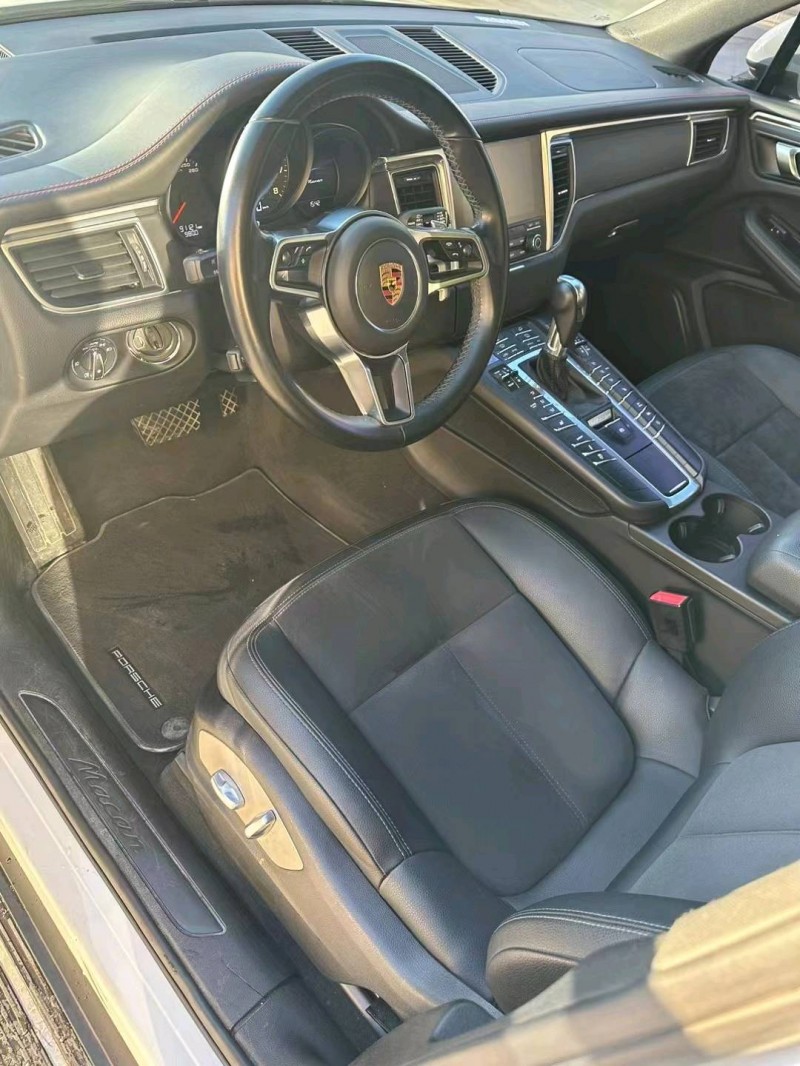 枣庄18年保时捷Macan7