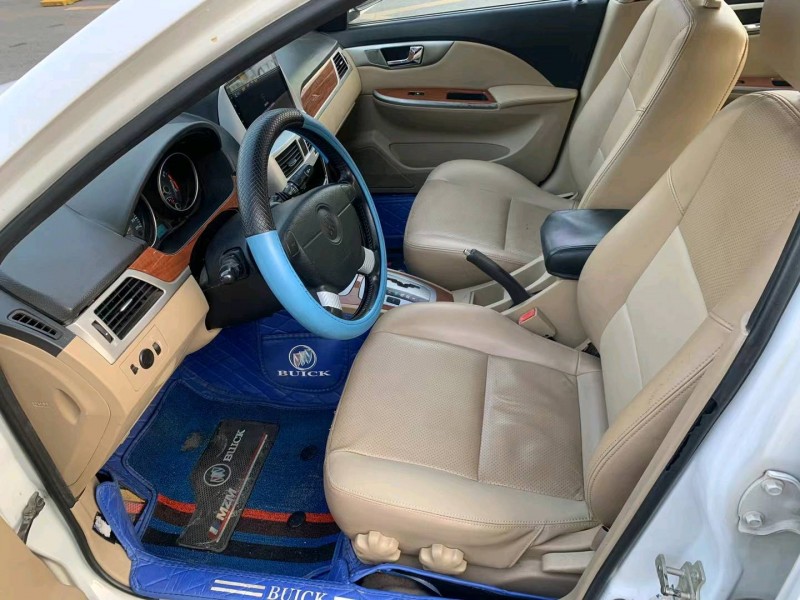 珠海13年别克凯越2