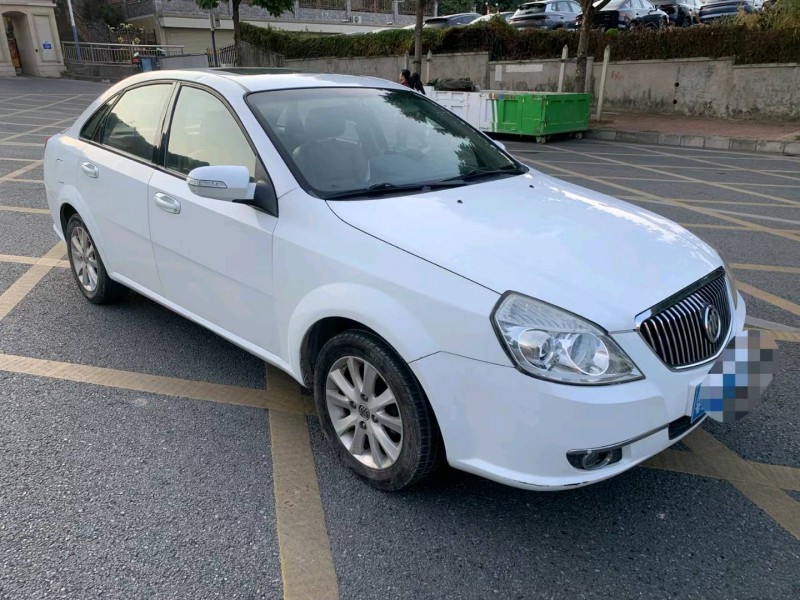 珠海13年别克凯越3