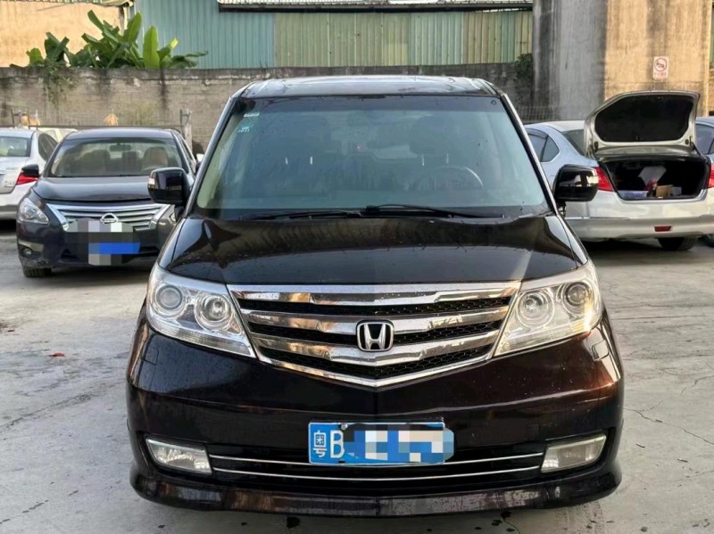 珠海14年本田艾力绅1