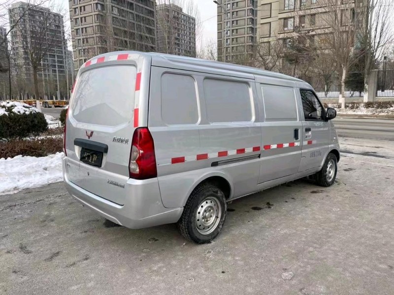 沈陽20年五菱汽車宏光7