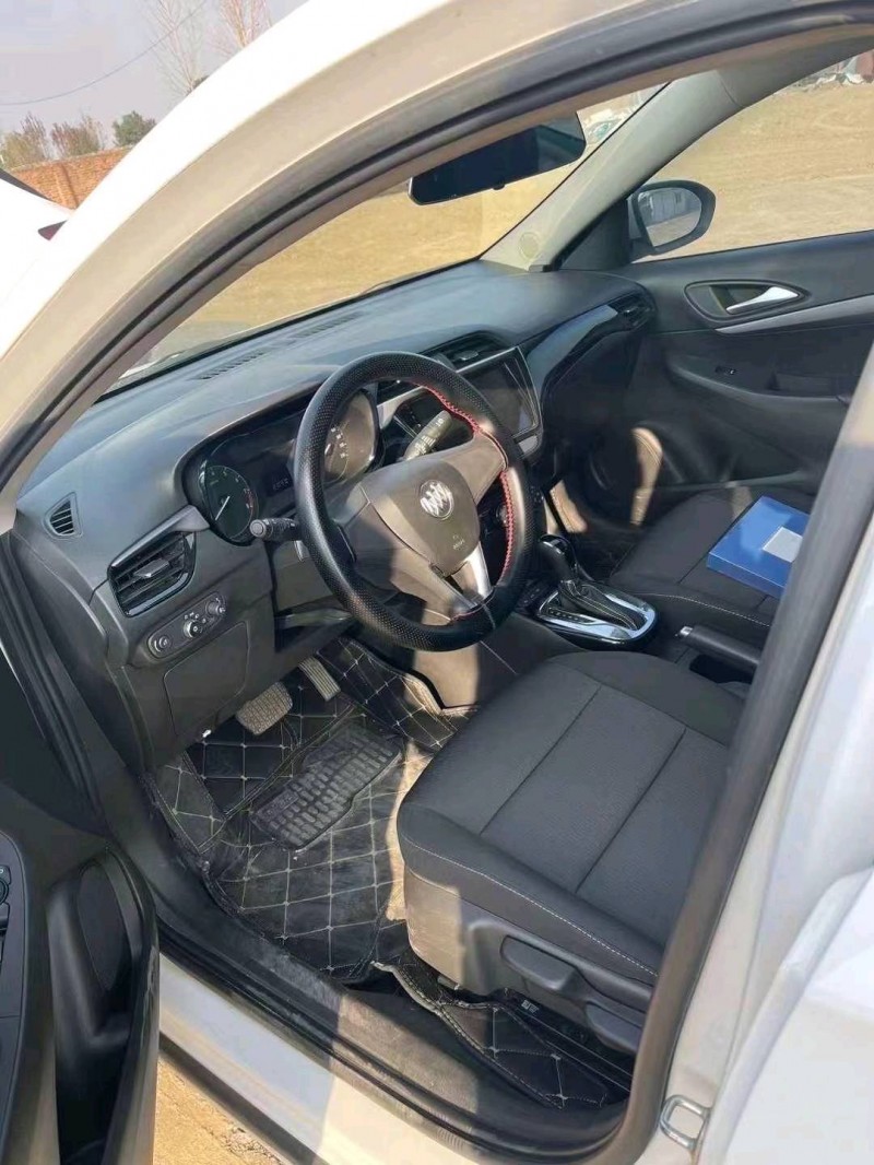 菏泽19年别克凯越5