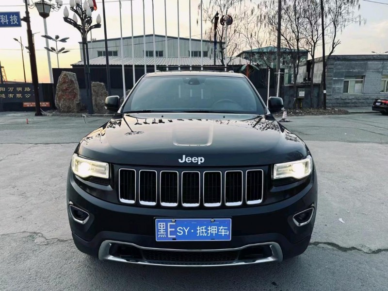 沈阳14年Jeep大切诺基1