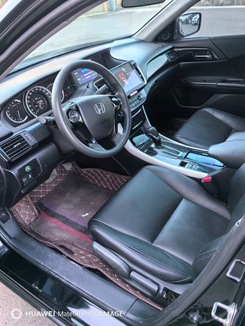 沈阳17年本田雅阁6