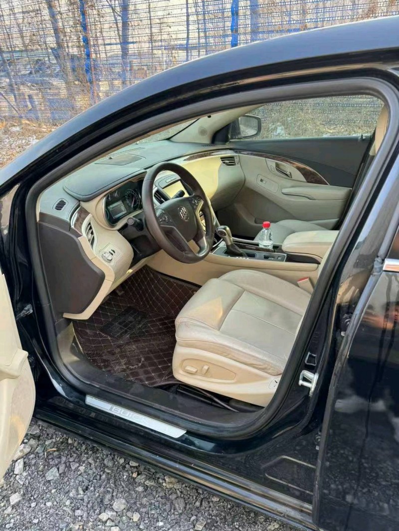 枣庄14年别克君越7