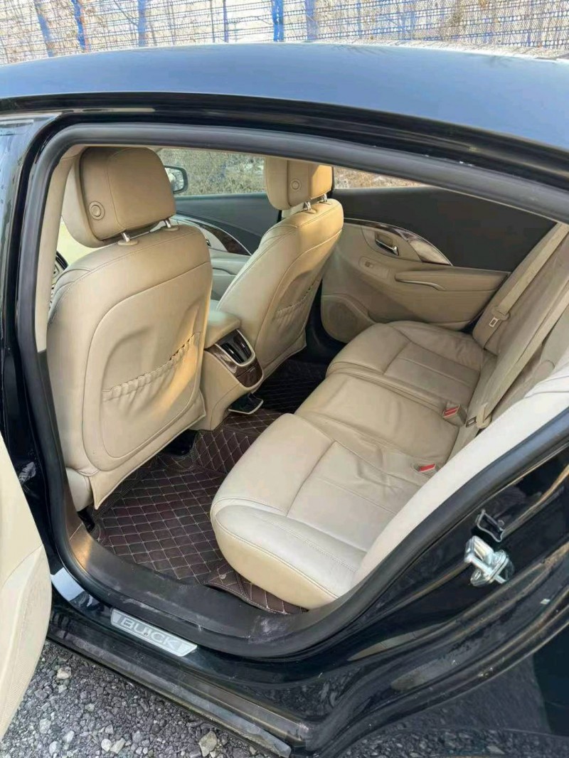 枣庄14年别克君越8