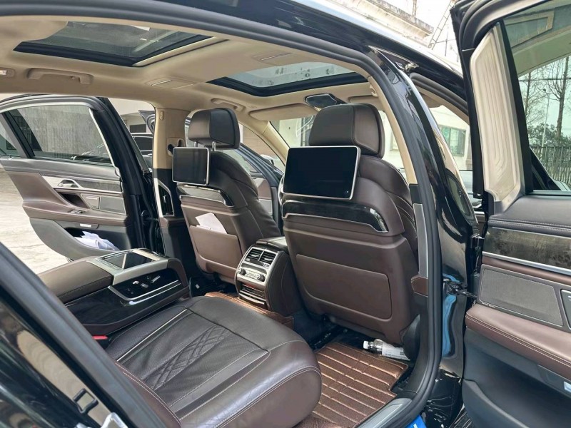 徐州17年宝马7系7