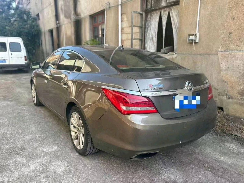 嘉兴14年别克君越2