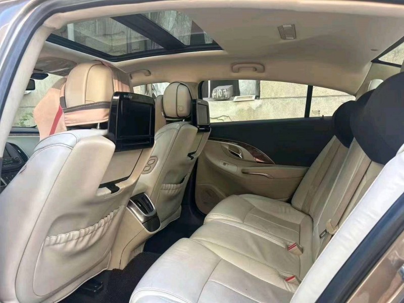 嘉兴14年别克君越7