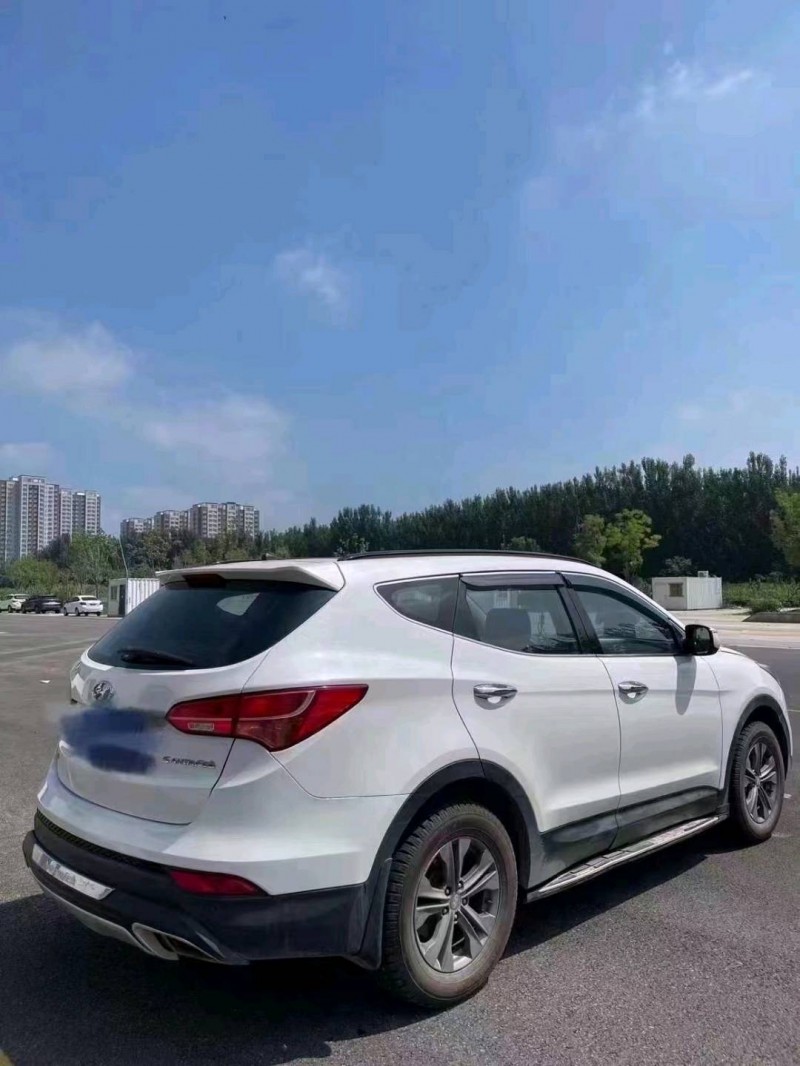 聊城15年现代全新胜达4